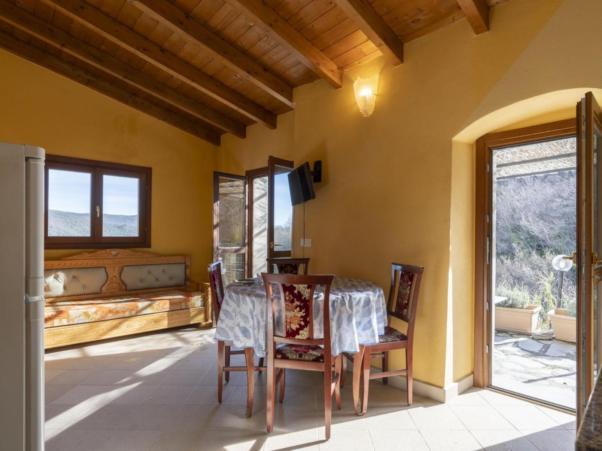 Apartment Il Vecchio Mulino By Interhome Tavole Bagian luar foto